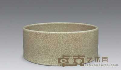 清乾隆 哥釉洗 口径16.6cm；底径17cm